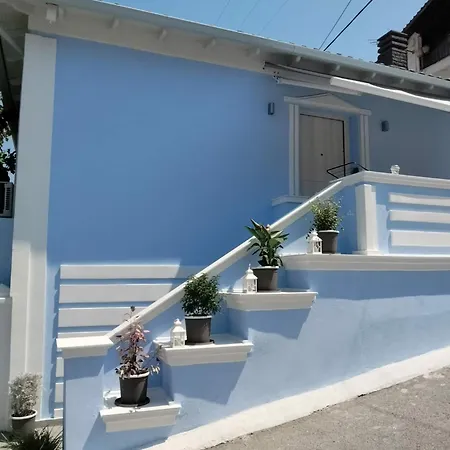 Mpampis House Vakantiehuis *